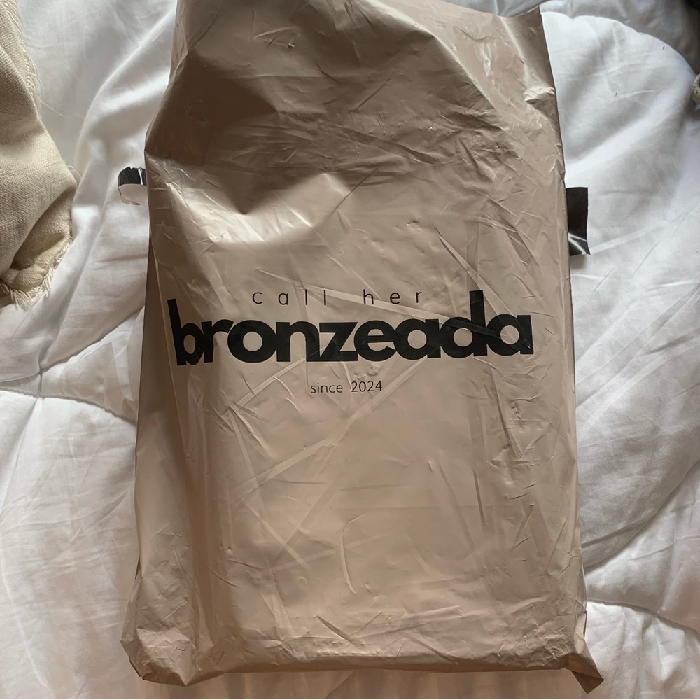 Call Her Bronzeada Fragrances - Picture 2 of 5